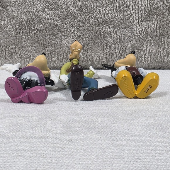 Three Disney Character PVC Mickey Mouse, Minnie Mouse, & Goofy lot - Picture 4 of 7